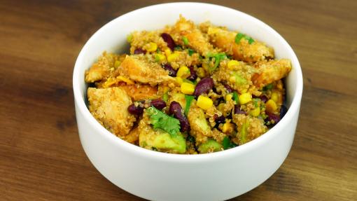 RECETTE SANTÉ - Salade quinoa poulet
