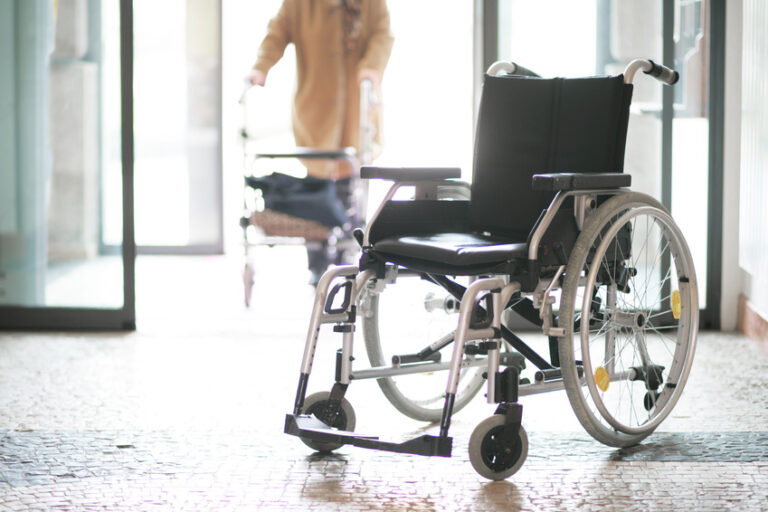 Sclérose en plaques : des patients ont pu remarcher