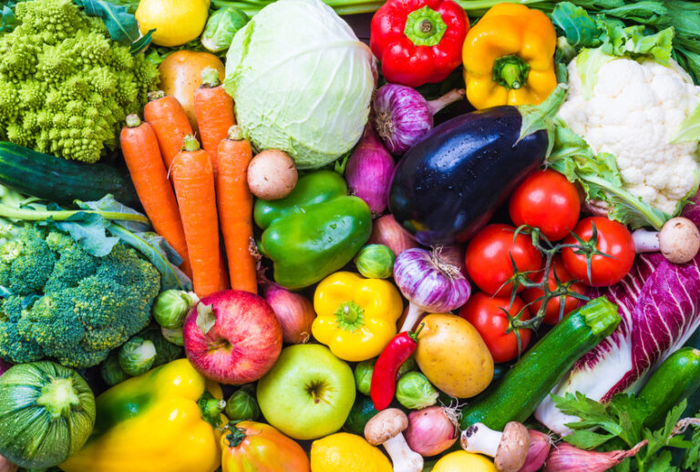 Pesticides : les fruits et légumes les plus et les moins pollués