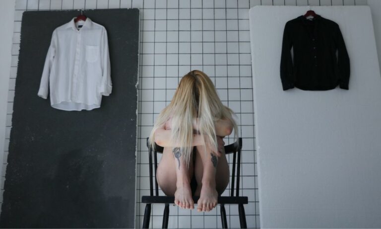 Tristesse ou dépression, quels sont les signes d’alerte