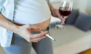 Dangers du tabac, de l’alcool et des drogues durant la grossesse