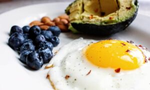 Manger trop d’œufs peut-il mettre votre santé en danger