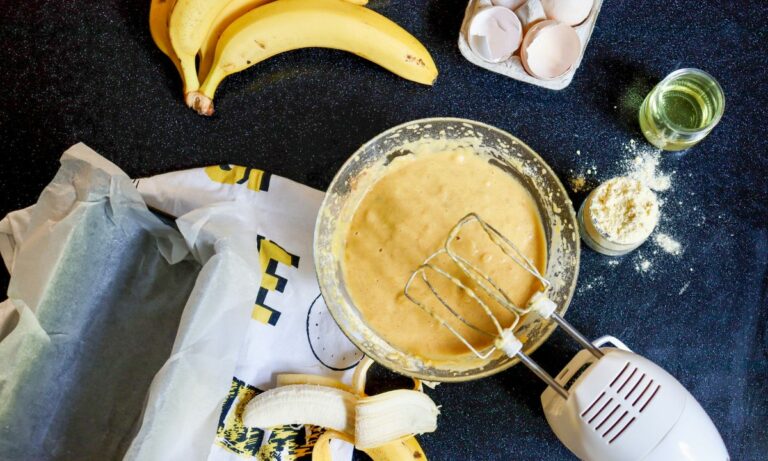 Dites adieu aux calories avec cette recette de banana bread healthy à tomber par terre